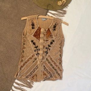 Beautiful Speed Limit brown sleeveless button down top. Size S
